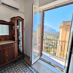 https://la-castellana-apartments.palermohotels.org
