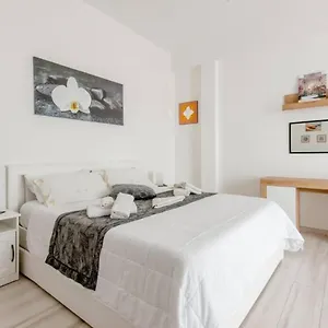 https://il-barone-rosso-bb.lecce-hotels.com